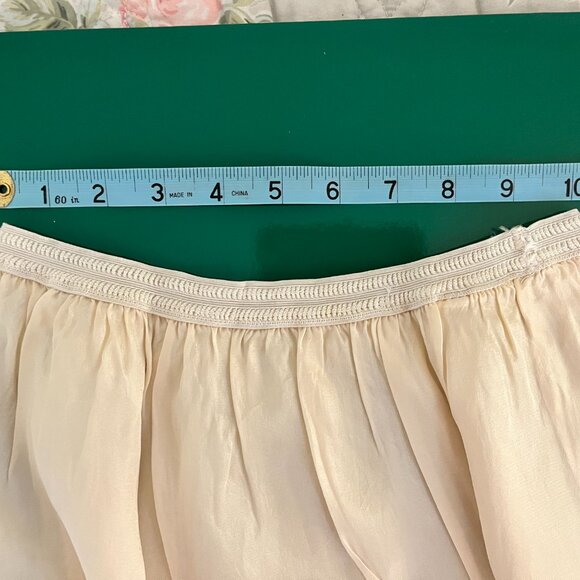 Vintage Silky Cream Slip with Lace from the 1950s - Picture 8 of 8